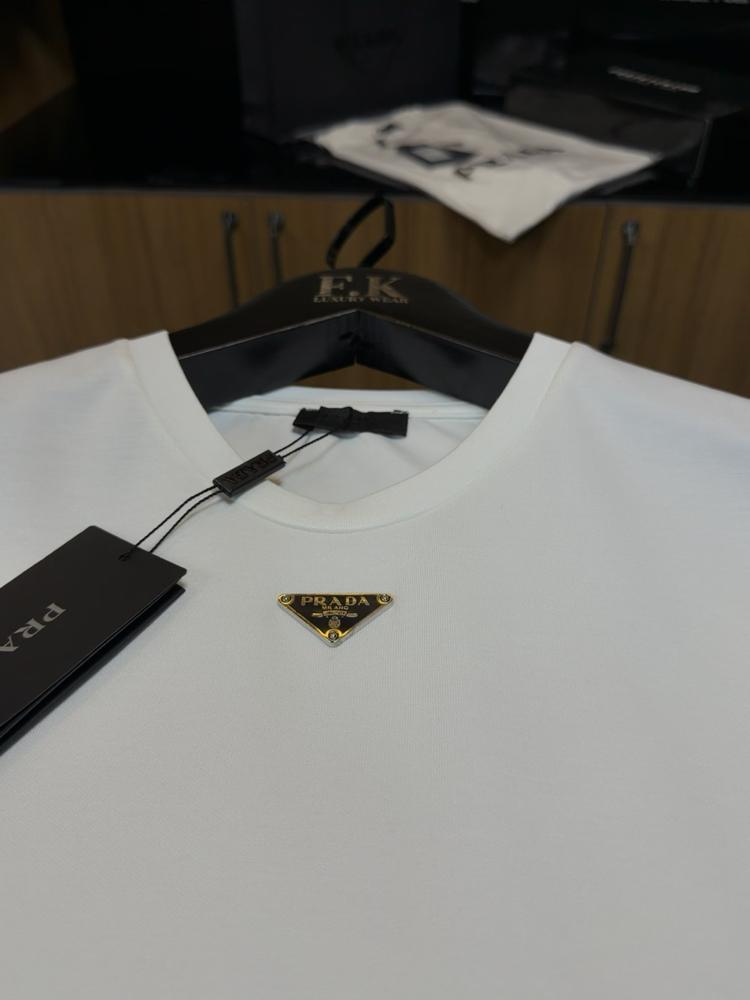 Prada Logo T-shirt ( İthal-Ütü İstemez-NFC Aktif)