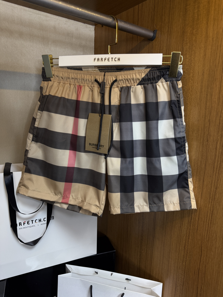 Burberry Sweamwear (Deniz şortu)