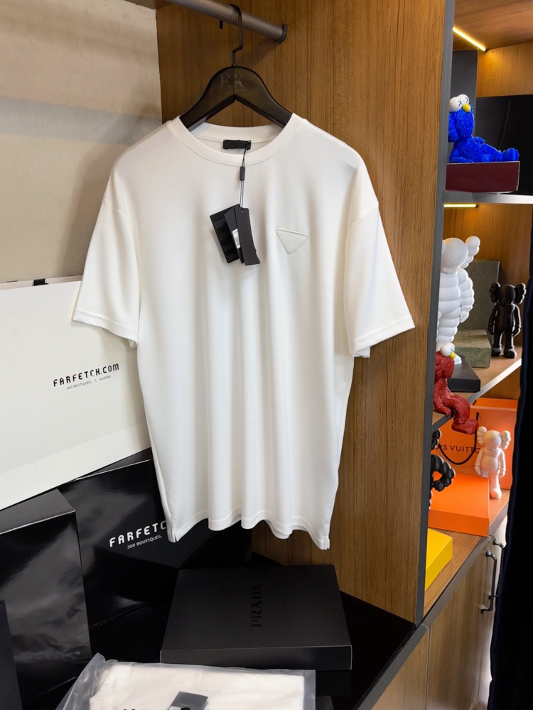 Prada Logo T-shirt ( İthal-Ütü İstemez-NFC Aktif) - Beyaz