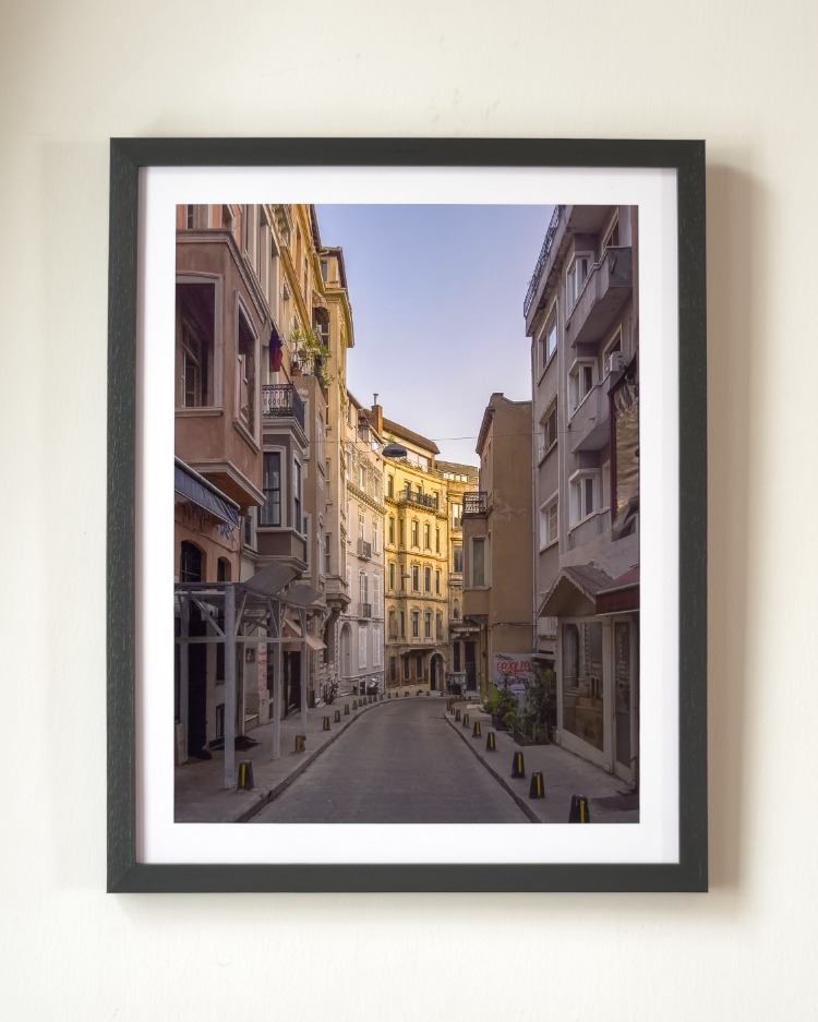 Faik Paşa Caddesi…