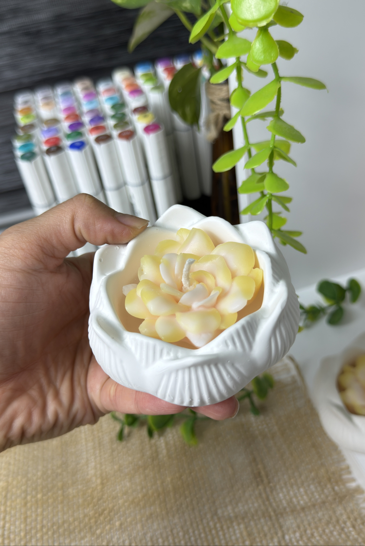 Lavanta Kokulu Çiçek Şekilli El Yapımı Mum Seti (2’li Lotus Mum)