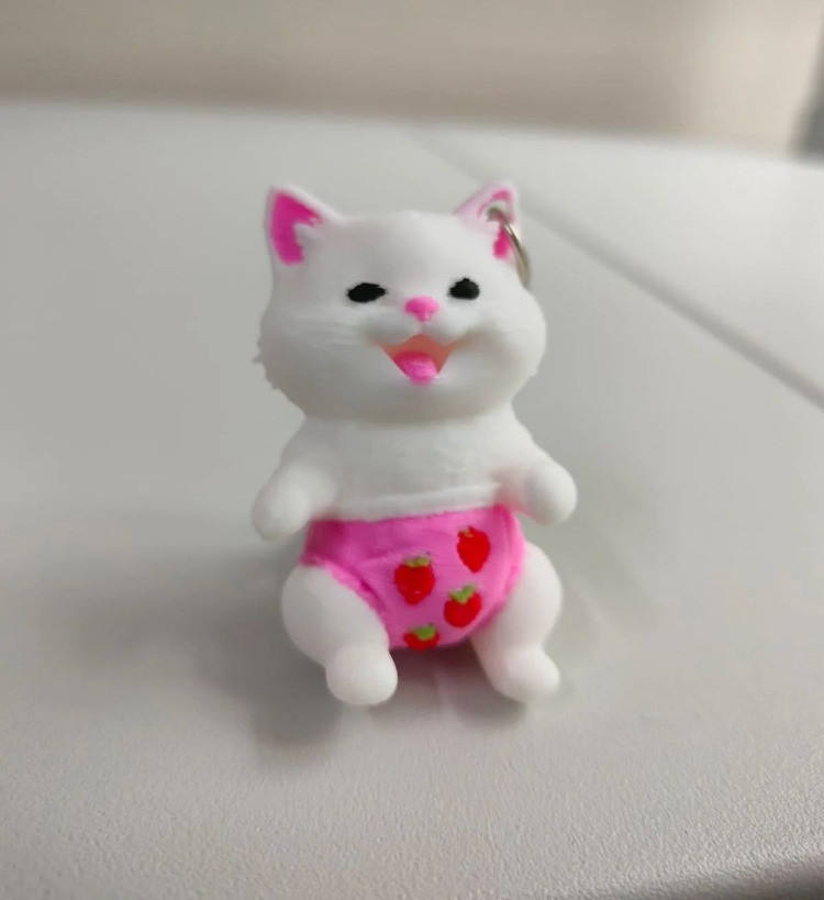Çilek Donlu Kedi Anahtarlık