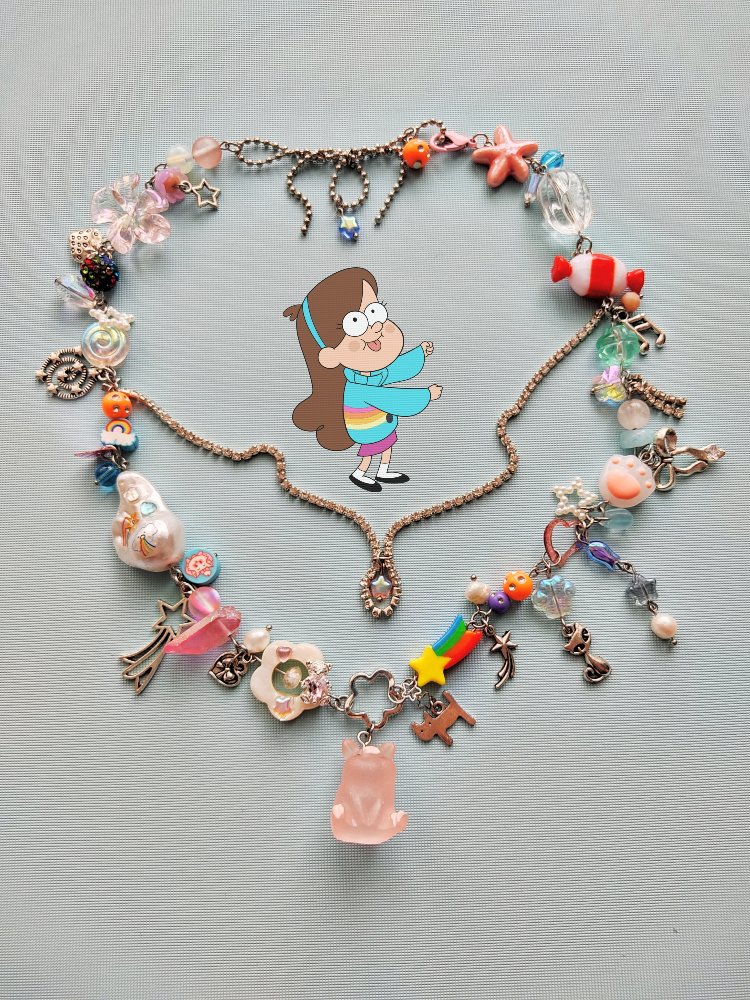 Mabel Pines Kolye