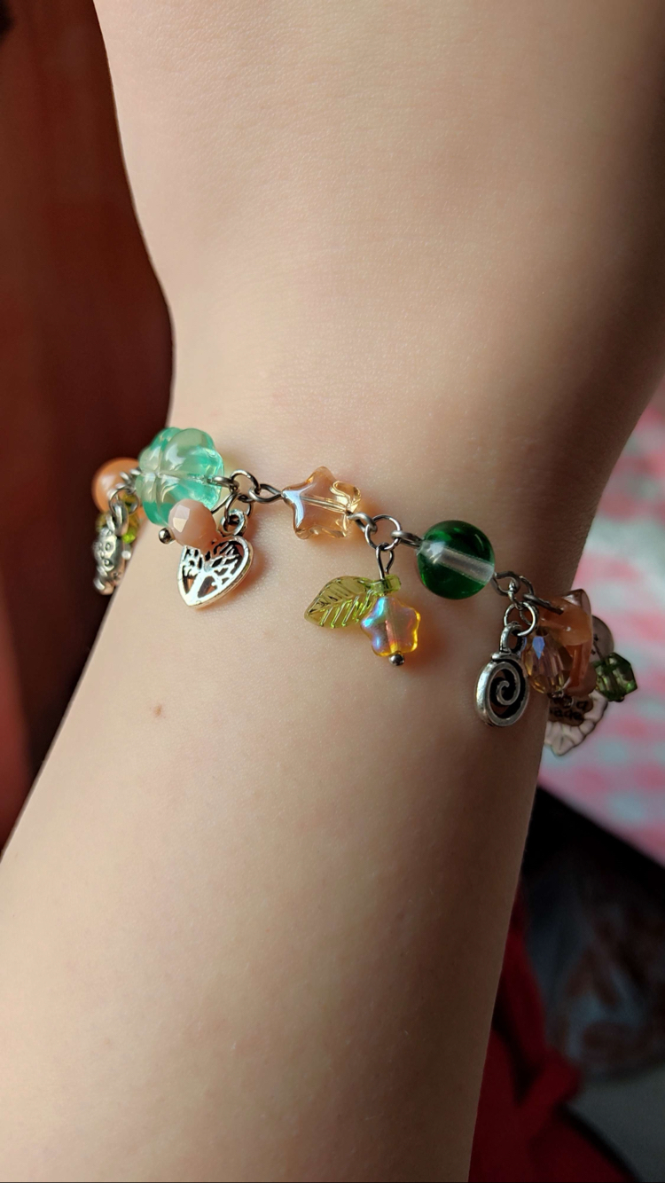 Autumn themed bracelet