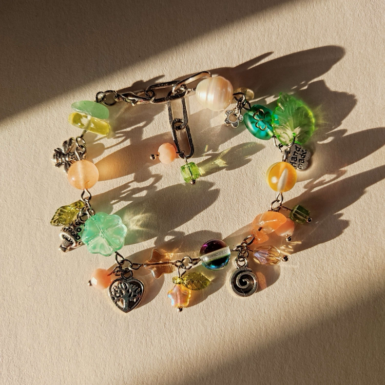 Autumn themed bracelet