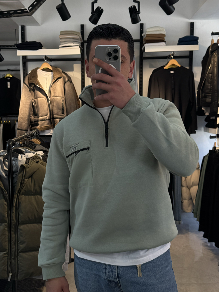CEP DETAYLI YARIM FERMUAR SWEATSHIRT