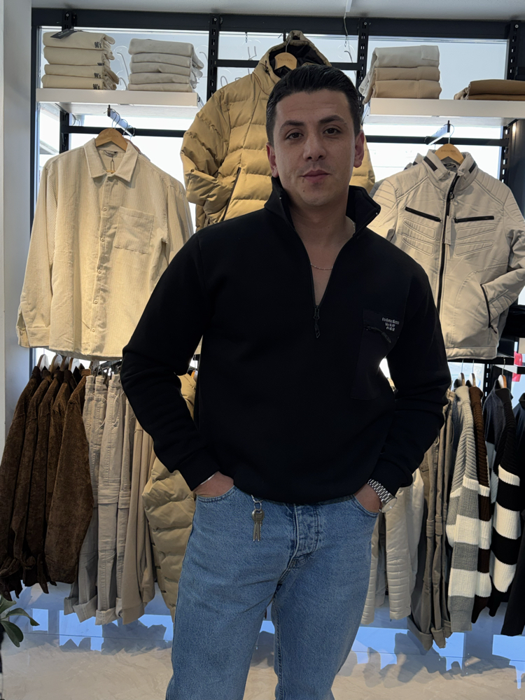 CEP DETAYLI YARIM FERMUAR SWEATSHIRT