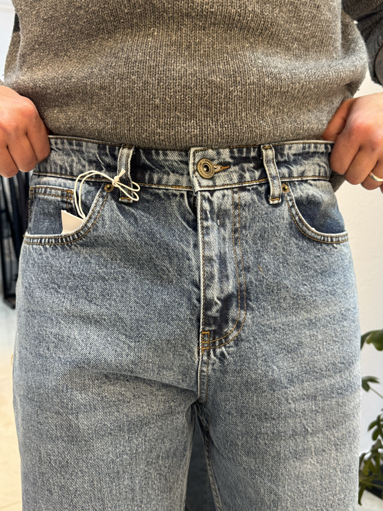 BOYFRIEND JEAN