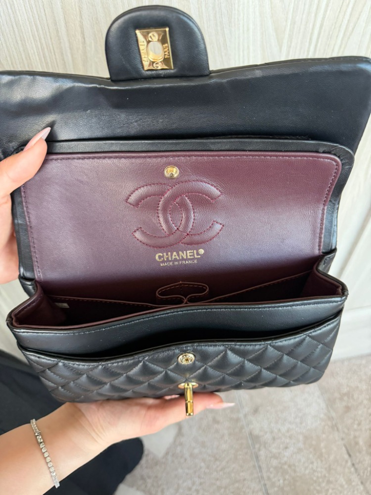 CHANEL Gold aksesuarlı Deri tasarım Çanta