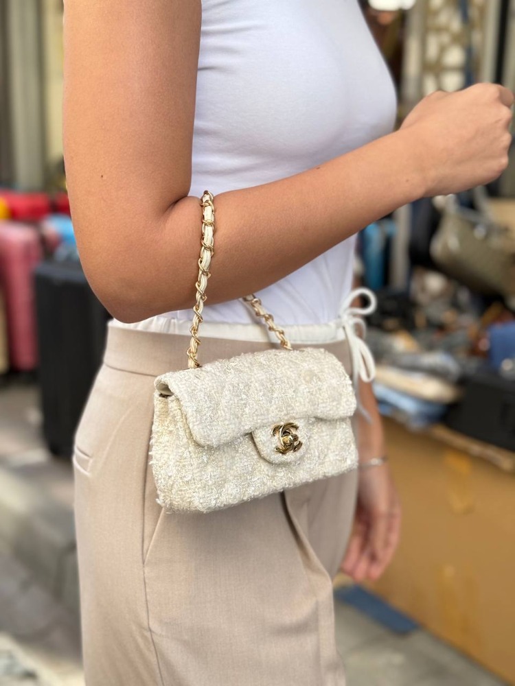 CHANEL İthal kumaş paslanmaz çelik aksesuarlı tasarım çanta