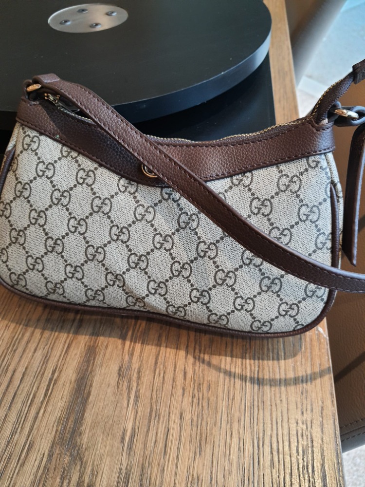 GUCCİ Dokuma kumaş paslanmaz çelik aksesuarlar ile tasarlanmış kol çantası