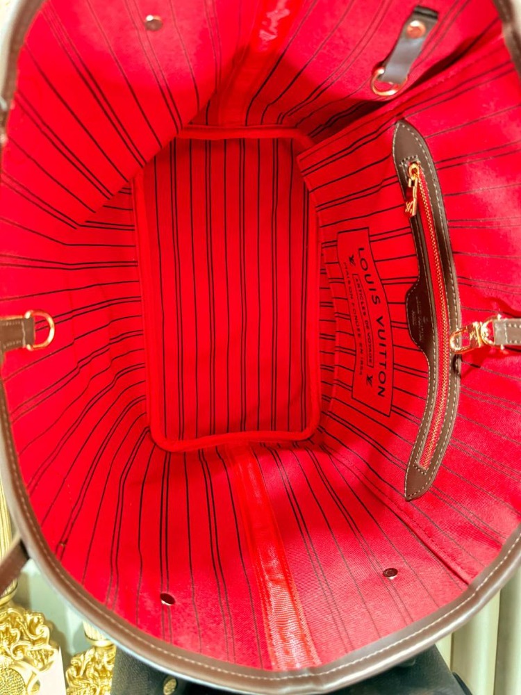 LOUIS VUITTON Hakiki Deri tasarım paslanmaz çelik aksesuarlı toz torbalı