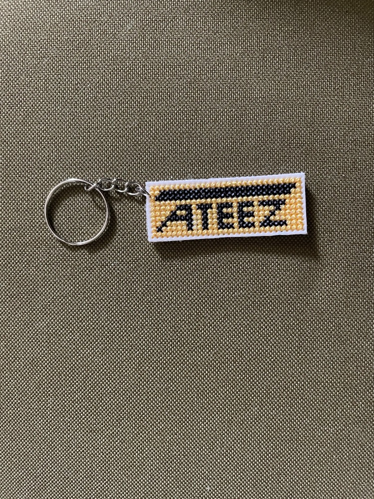 Ateez Sarı Logo