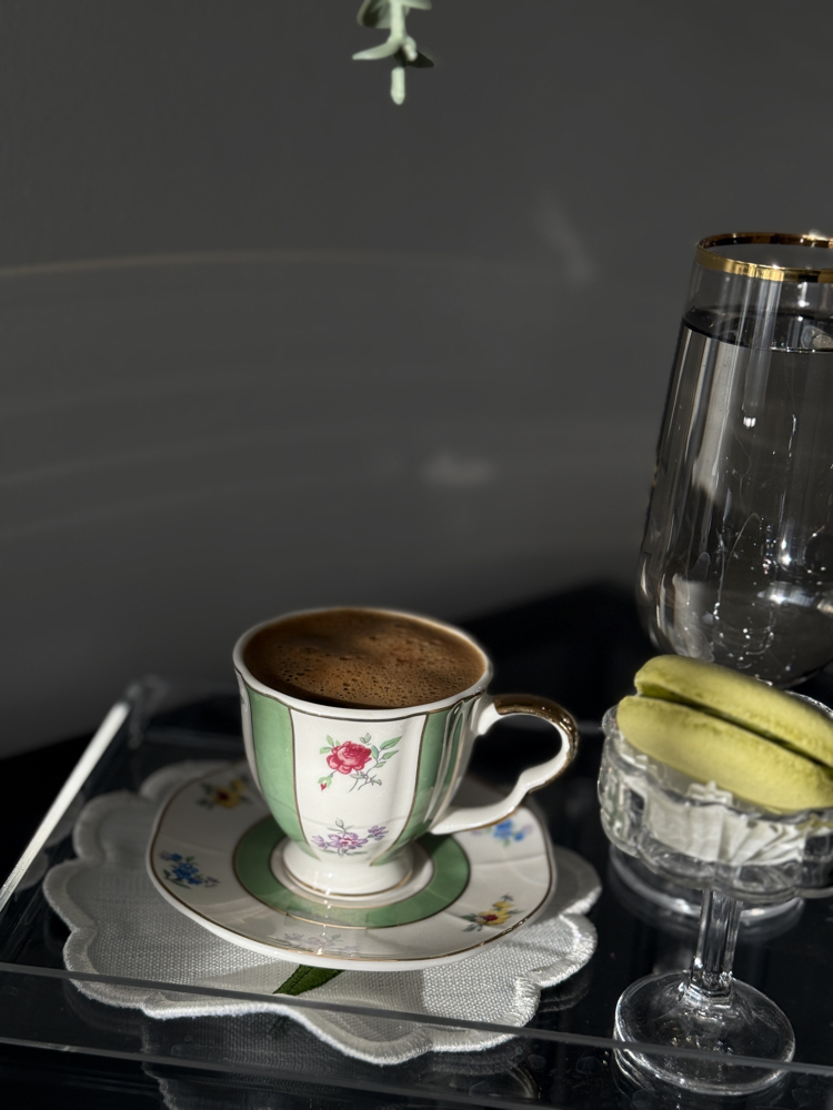 Royking Flower fincan takımı