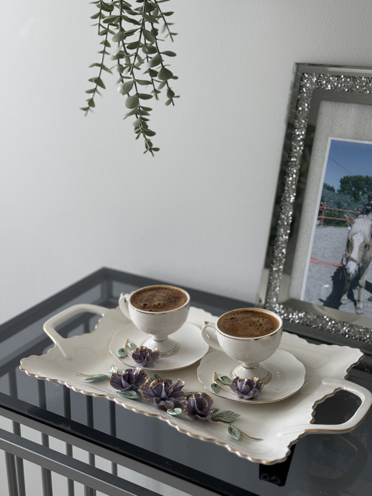 2li tepsili mor el yapımı çiçekli fincan takımı