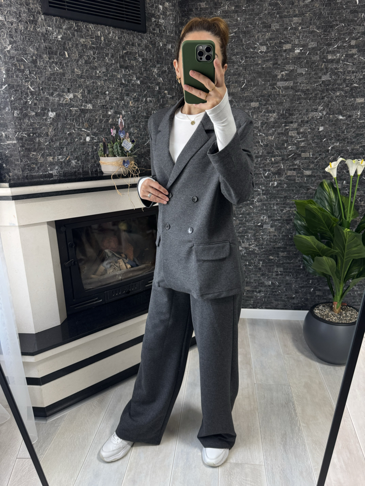 Triko ceketli takım
