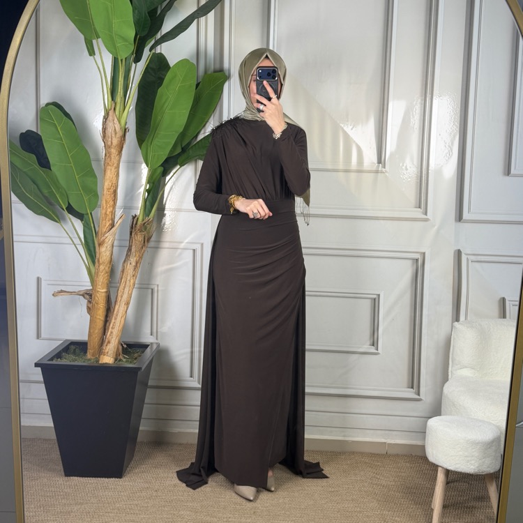 My312 Omzu Aksesuarlı Elbise