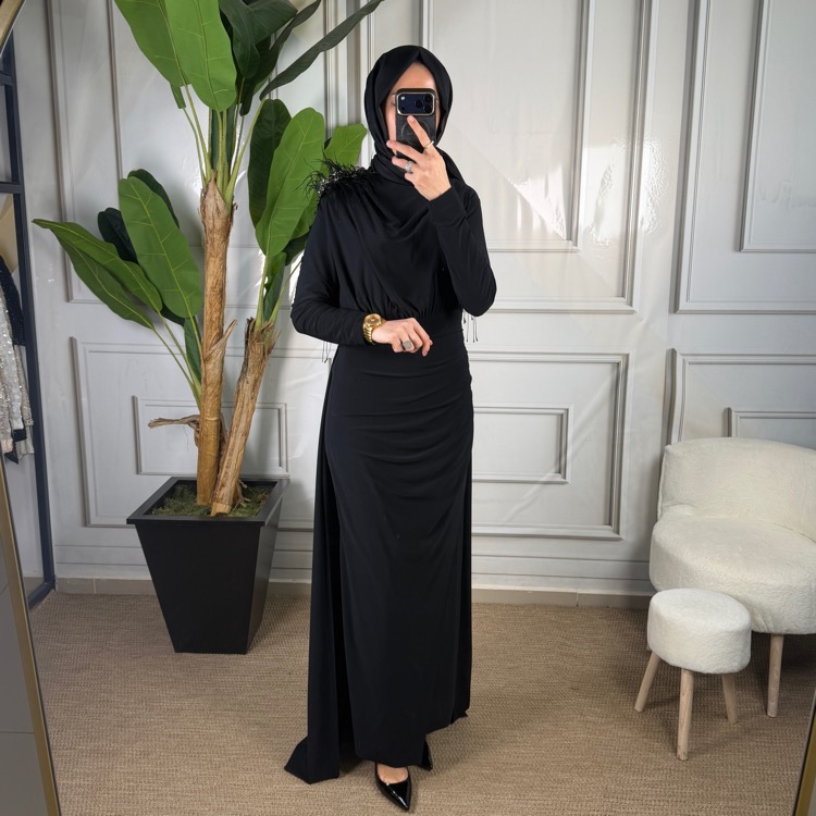 My312 Omzu Aksesuarlı Elbise