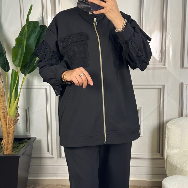 Ghisa Dantel Detaylı Takım