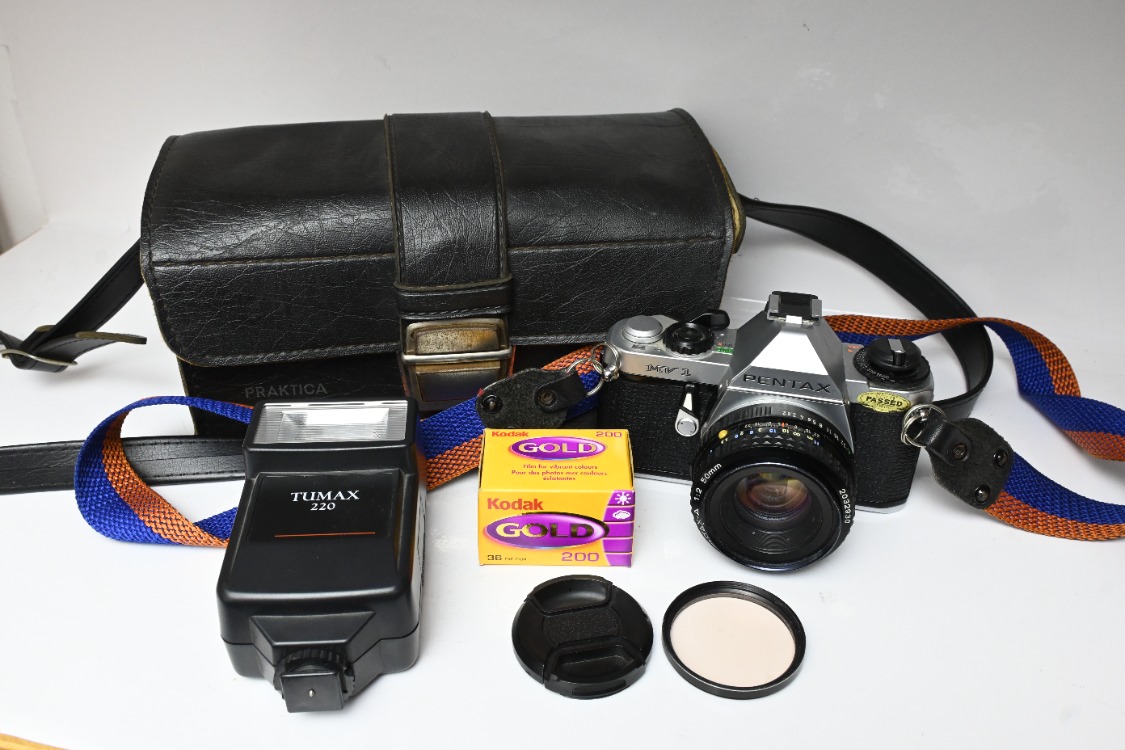 Pentax MV 35mm Filmli