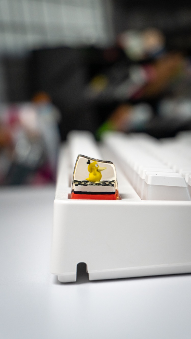 Pokeball Keycap - Psyduck