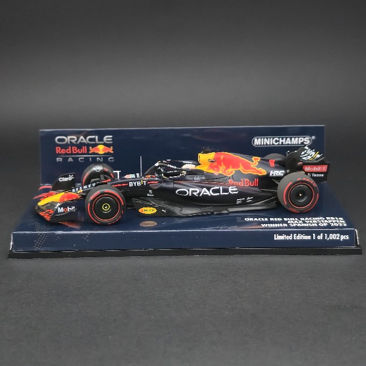 1:43 Minichamps Redbull Oracle RB18 Max Verstappen 2022 Dünya Şampiyonu