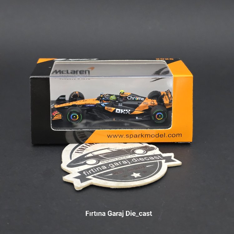 1:64 Mclaren MCL39 Lando Noris 2025 Formula1 Dünya