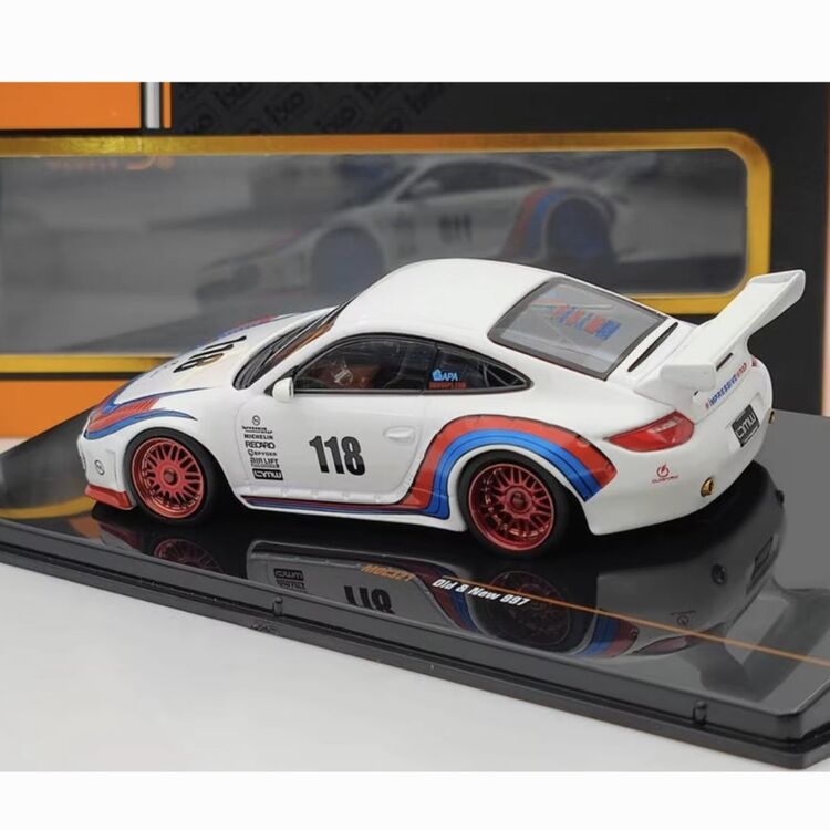 1:43 Porsche 911 (997 ) 
