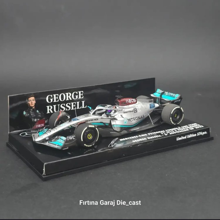 1:43 Minichamps Mercedes AMG W13 George Russell 2022