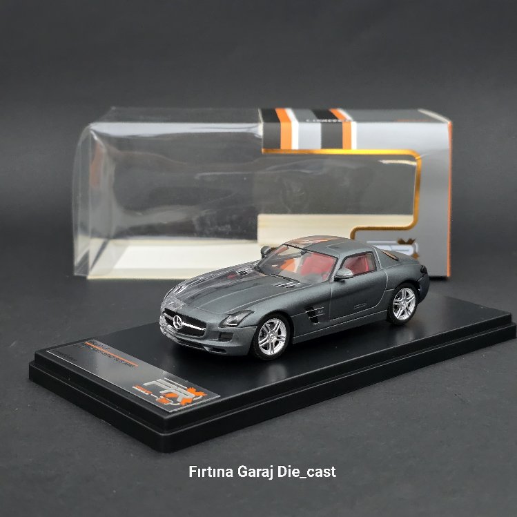 1:43 Mercedes SLS AMG 2011