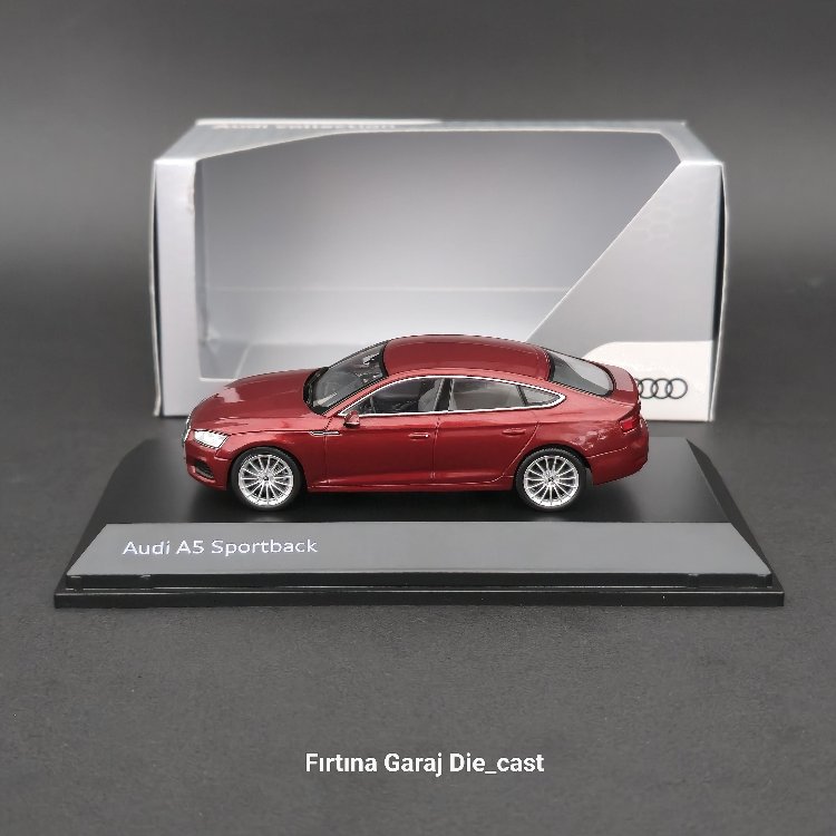 1:43 Audi A5 Sportback