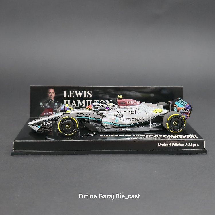1:43 Mercedes AMG W13 Lewis Hamilton 2022