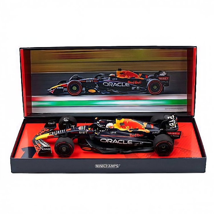 1:18 Redbull Oracle RB18 Max Verstappen 2022 Dünya Şampiyonu 