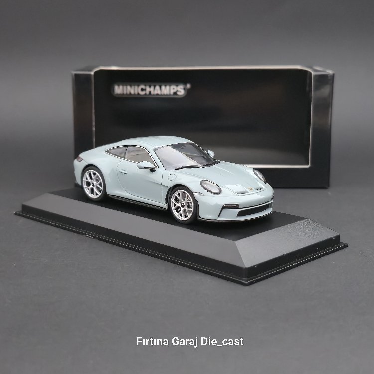 1:43 Porsche 911 S/T