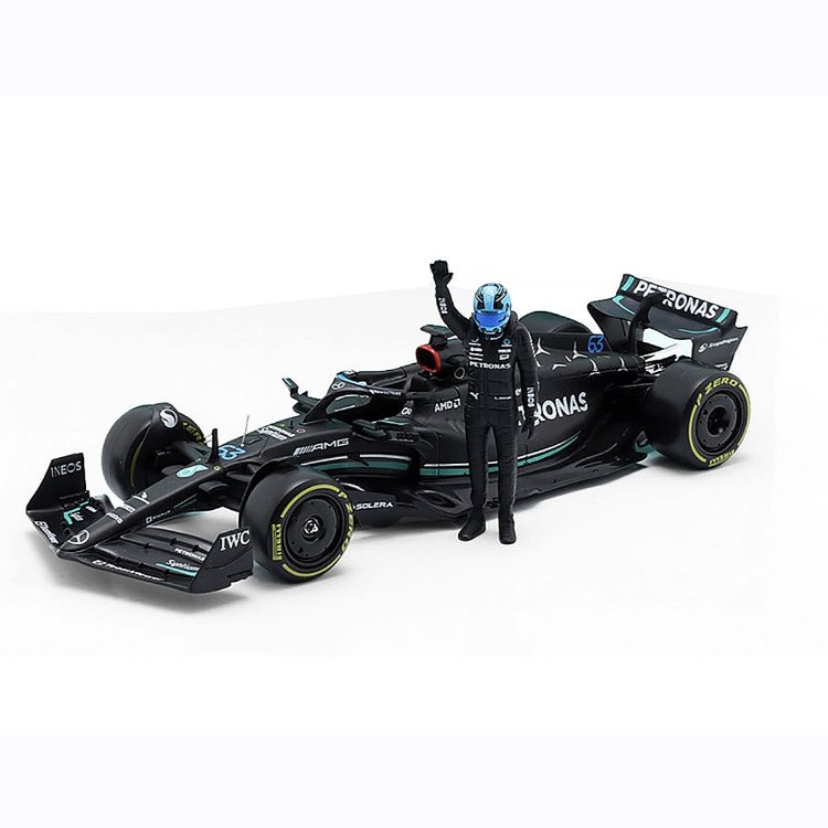 1:24 Mercedes AMG W14 George Russell 2023 Figürlü Model