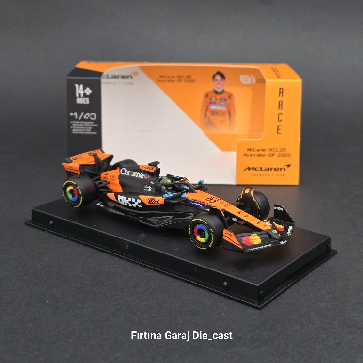 1:43 Mclaren MCL39 Oscar Piastri 2025
