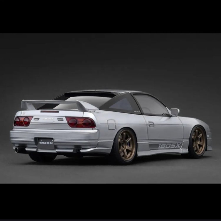 1:18 İgnition Nissan 180 SX TYPE X (RPS13)