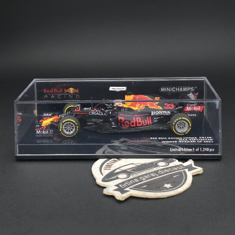1:43 Minichamps Redbull Honda RB16B Max Verstappen 2021 Dünya Şampiyonu