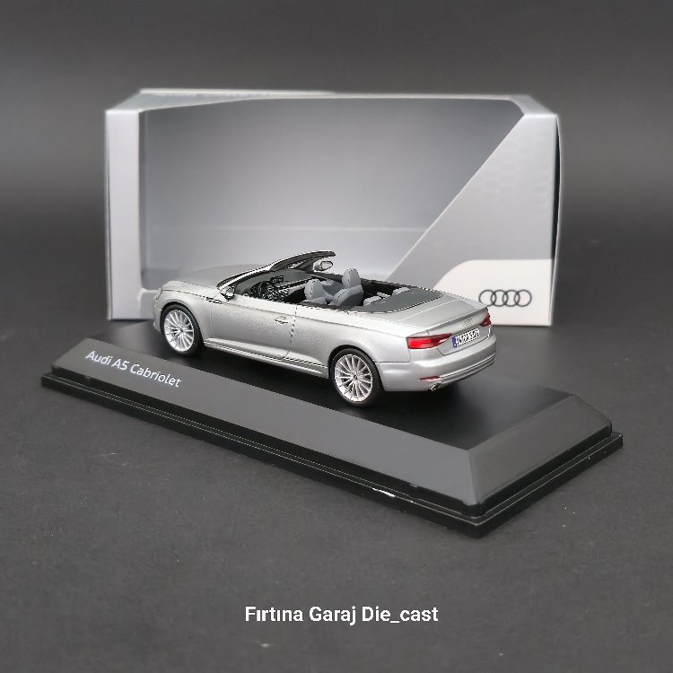 1:43 Audi A5 Cabriolet
