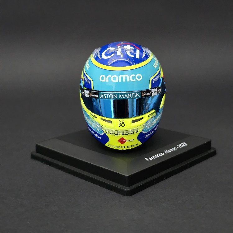 1:5 Fernando Alonso Aston Martin 2025 Kask Figürü 