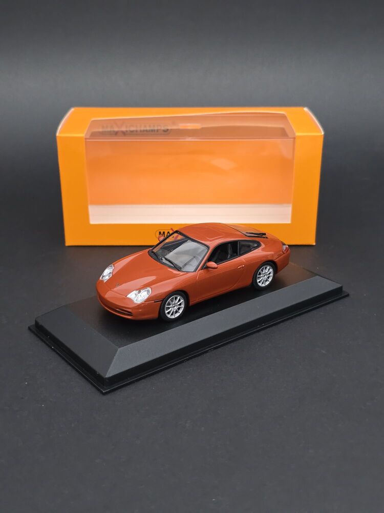 1:43 Porsche 911 Carrera