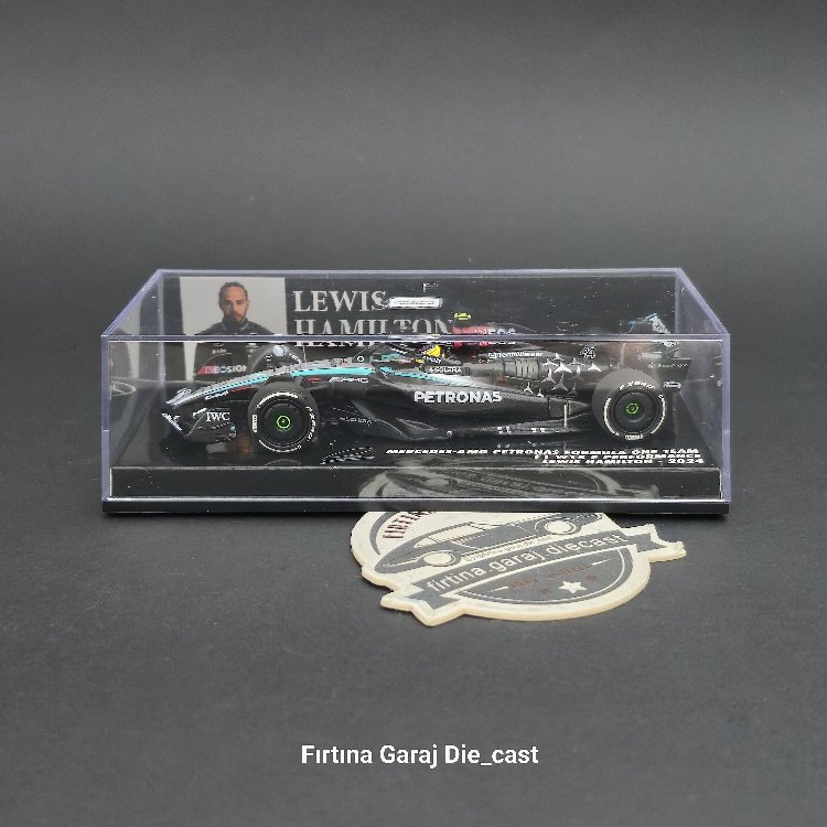 1:43 Mercedes AMG W15 2024