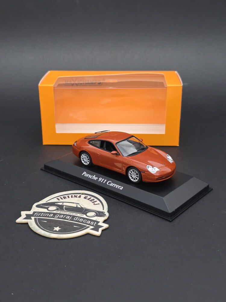 1:43 Porsche 911 Carrera
