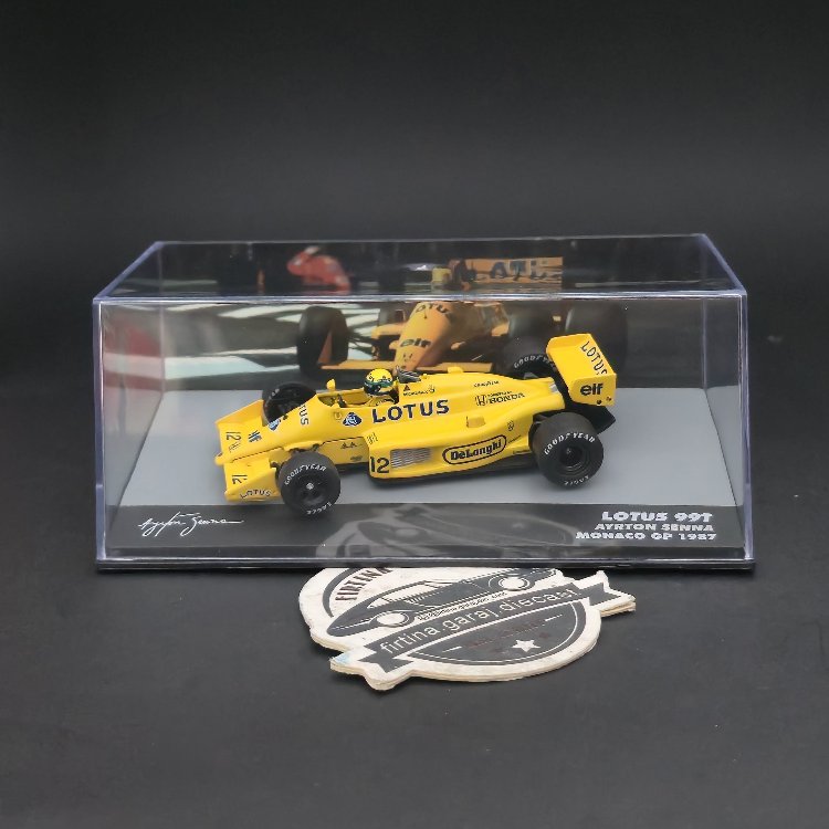 1:43 Lotus Honda 99T 1987