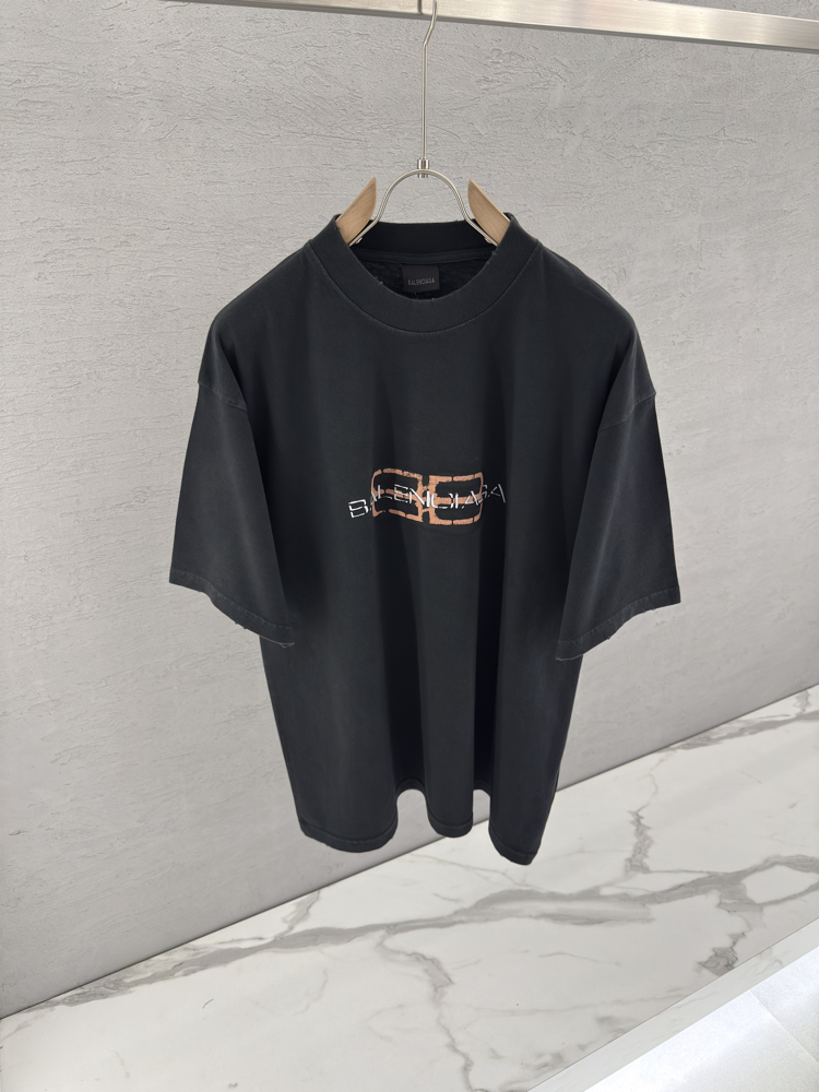 BALENCIAGA Premium T Shirt (Oversize)