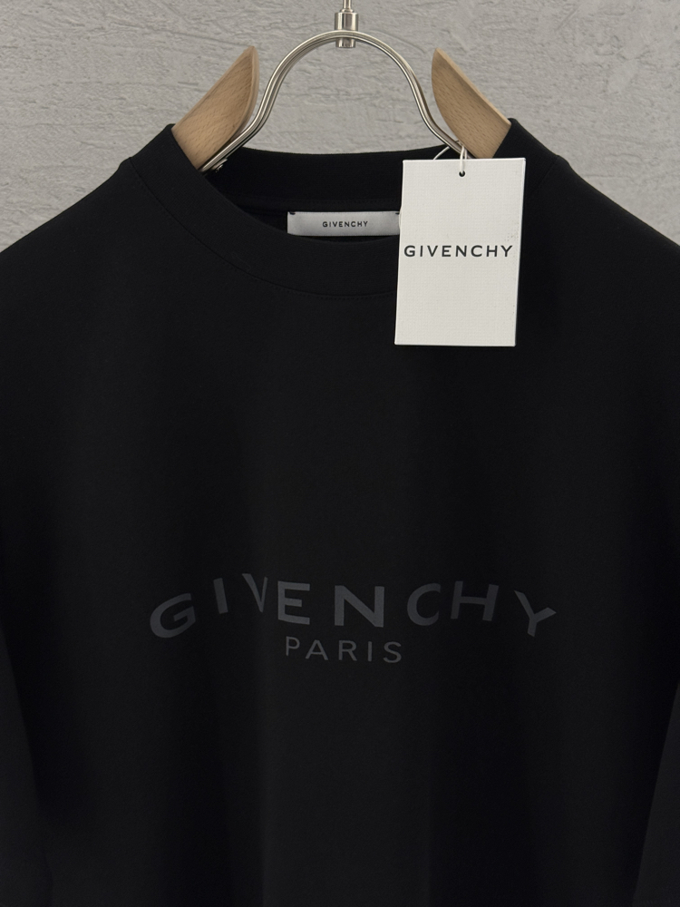GIVENCHY Premium T Shirt