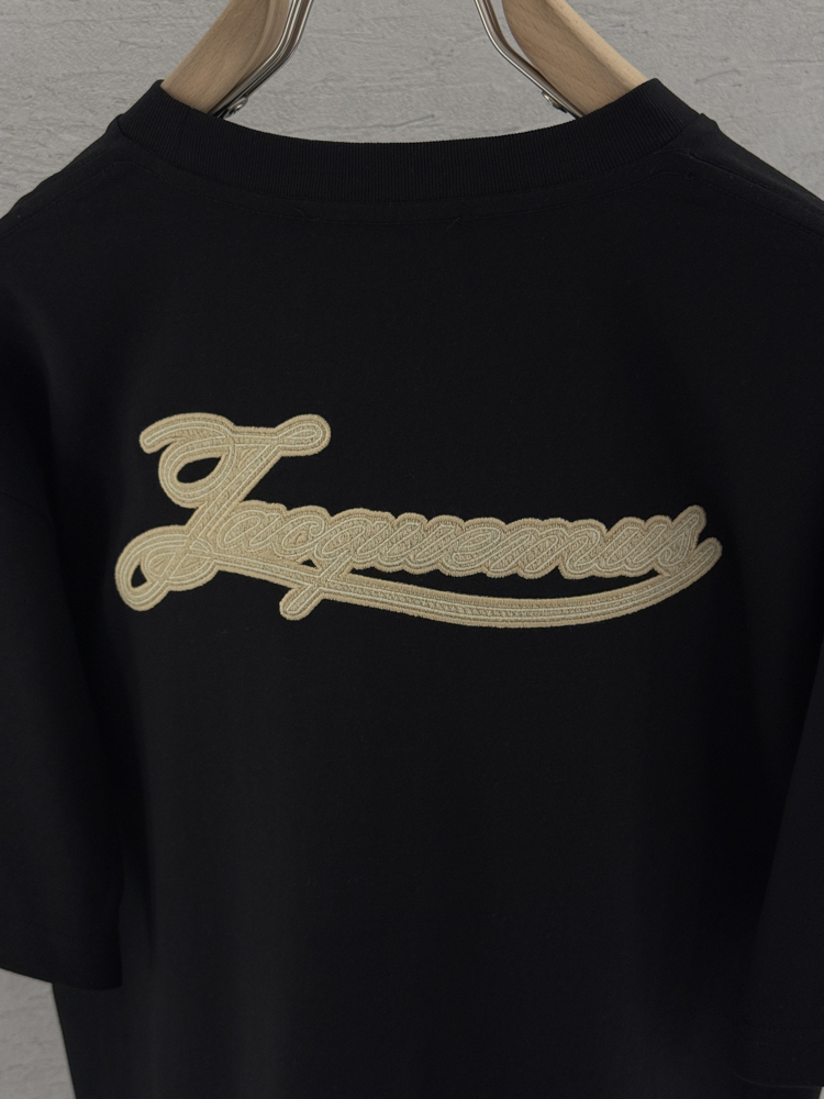 JACQUEMUS Premium T Shirt (Oversize)