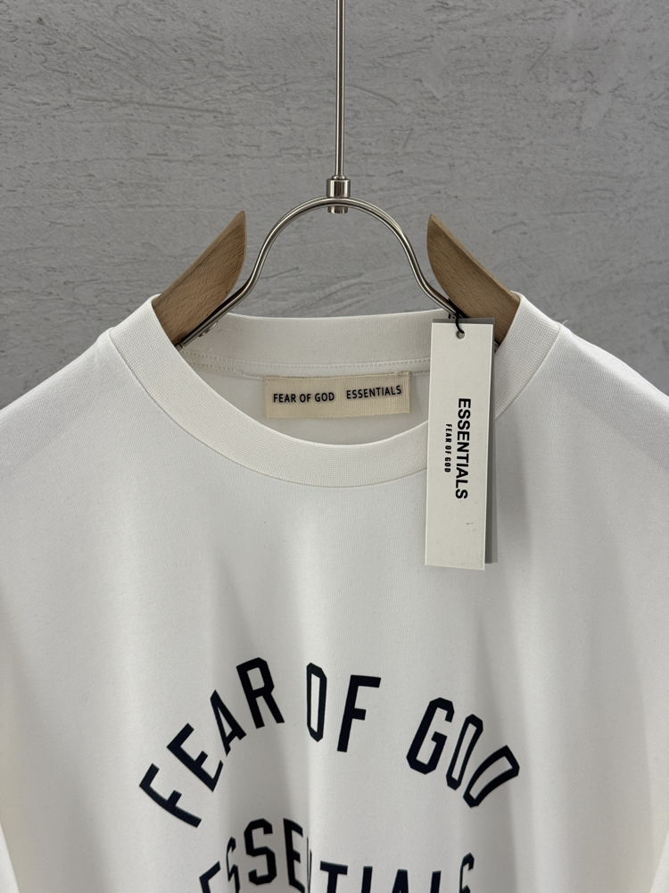 ESSENTIALS Premium T Shirt