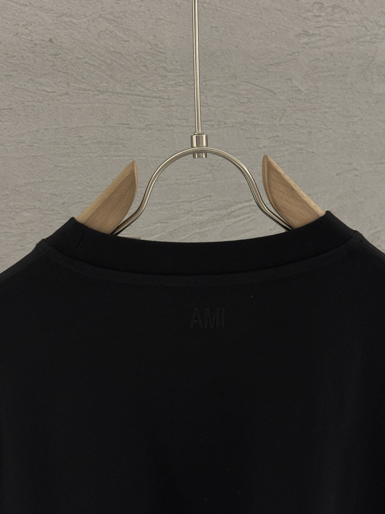 AMI Premium T Shirt (New Season)