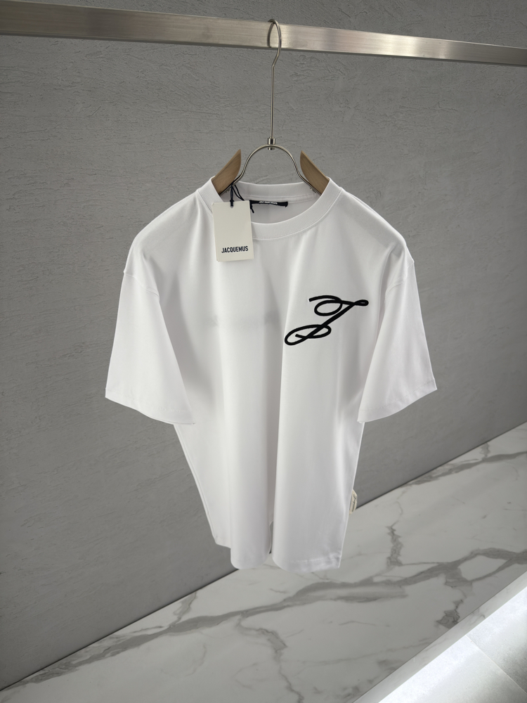 JACQUEMUS Premium T Shirt